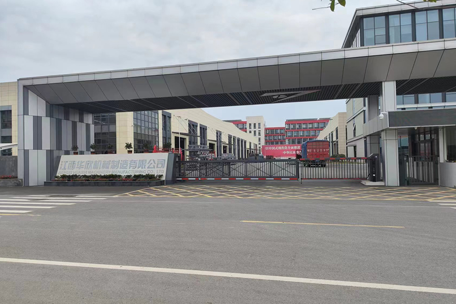 জিয়াংসু লুওমিং ইঞ্জিনিয়াররা জিয়াংজিএসিতে গ্রাহক সাইট দেখার ব্যবস্থা করেছিলেন